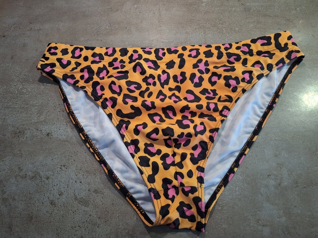 zwemslip heren maat M, Kleding | Heren, Badmode en Zwemkleding, Ophalen of Verzenden, Maat 48/50 (M), Overige kleuren, Zwemslip