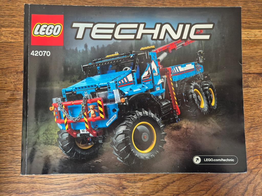 Lego technic 42070 - allterrain sleepwagen 2 in 1, Ophalen of Verzenden, Zo goed als nieuw