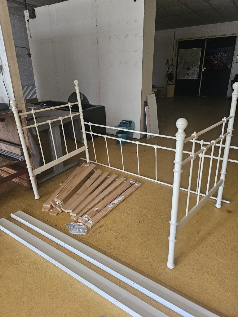 1-persoons bed ikea, Huis en Inrichting, Ophalen, 90 cm, Eenpersoons, Wit