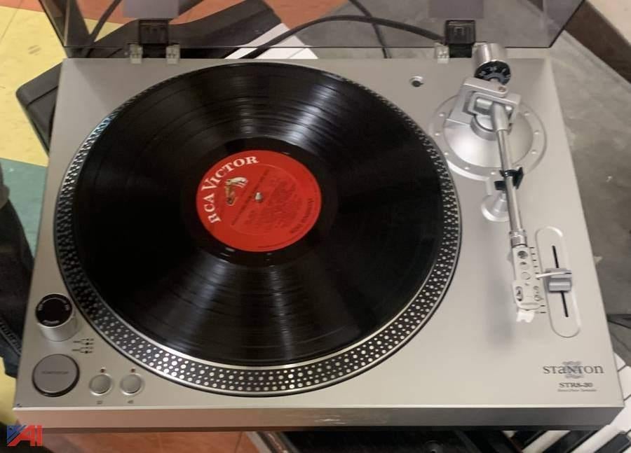 Te koop gevraagd, platenspeler defect geen bezwaar, Audio, Tv en Foto, Ophalen of Verzenden, Gebruikt, Platenspeler, Overige merken