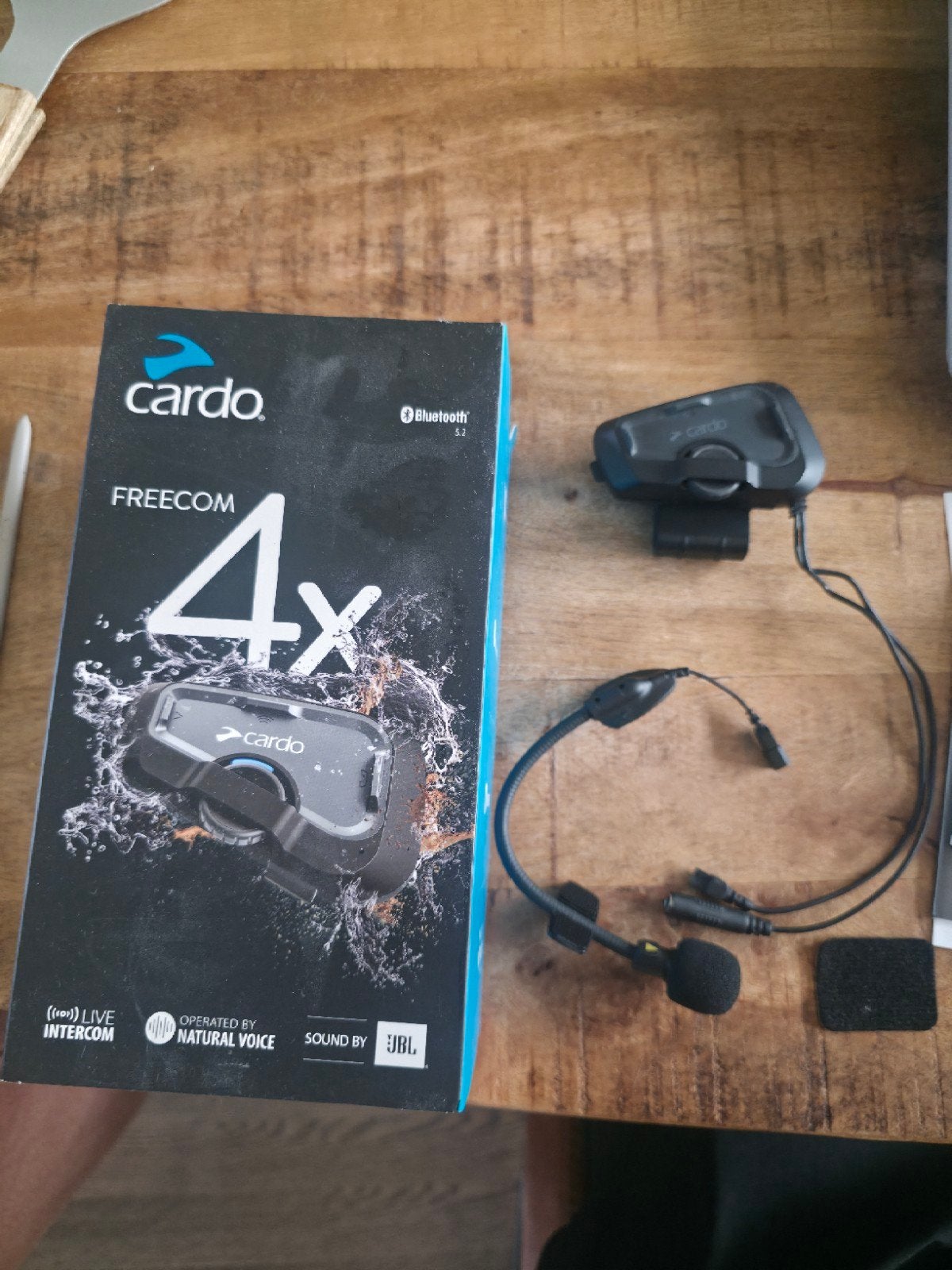 Cardo Freecom 4x Single – JBL – motorintercom met doosTe koo, Motoren, Ophalen of Verzenden, Zo goed als nieuw