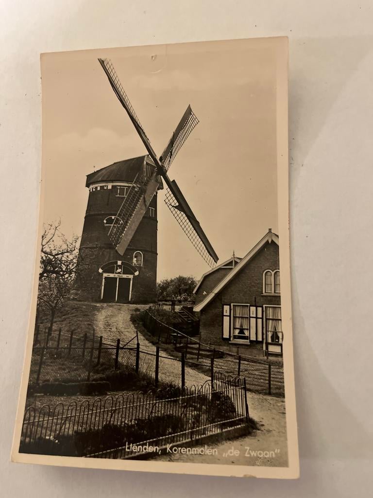 ansichtkaart Lienden, Korenmolen "de Zwaan", Ophalen of Verzenden, 1940 tot 1960, Gelopen, Gelderland