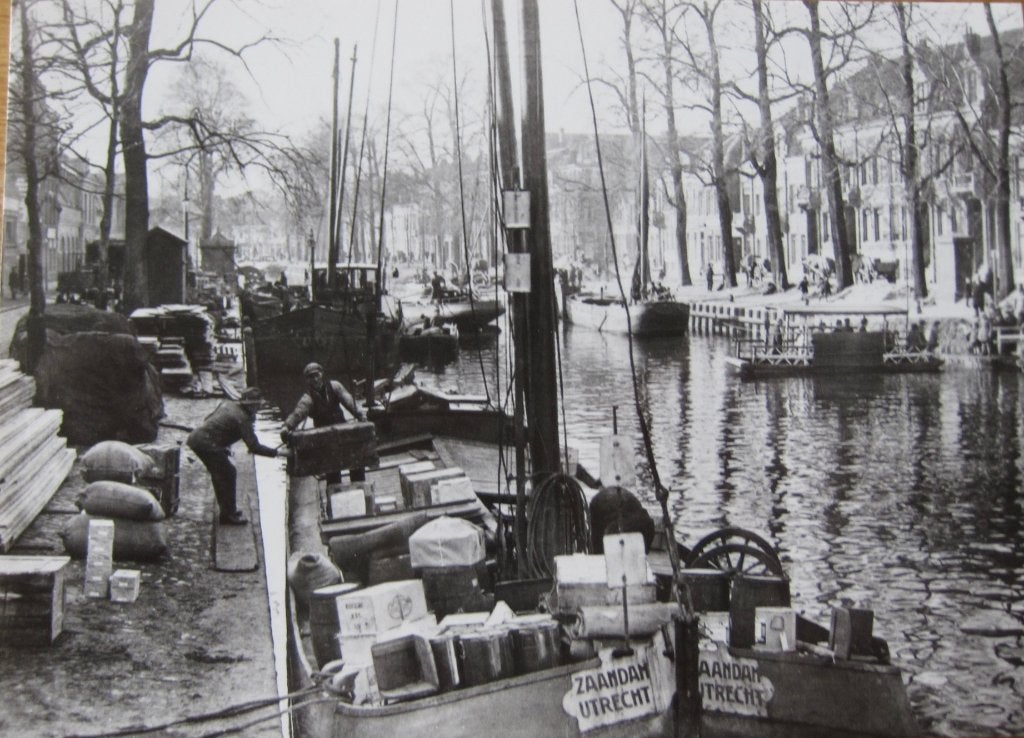 Utrecht - Nieuwekade met laatste overhaalschuitje - 1930, Verzamelen, Ophalen of Verzenden, 1980 tot heden, Ongelopen, Utrecht