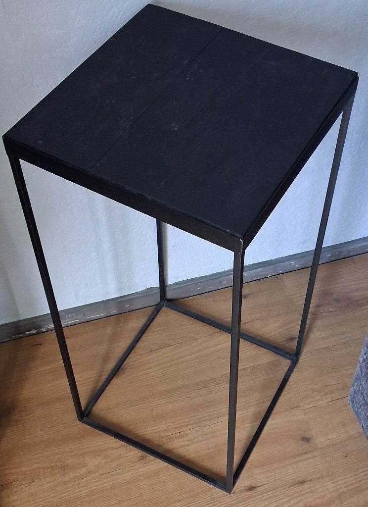 Plantentafel zwart, Ophalen, Minder dan 55 cm, Metaal of Aluminium, Vierkant
