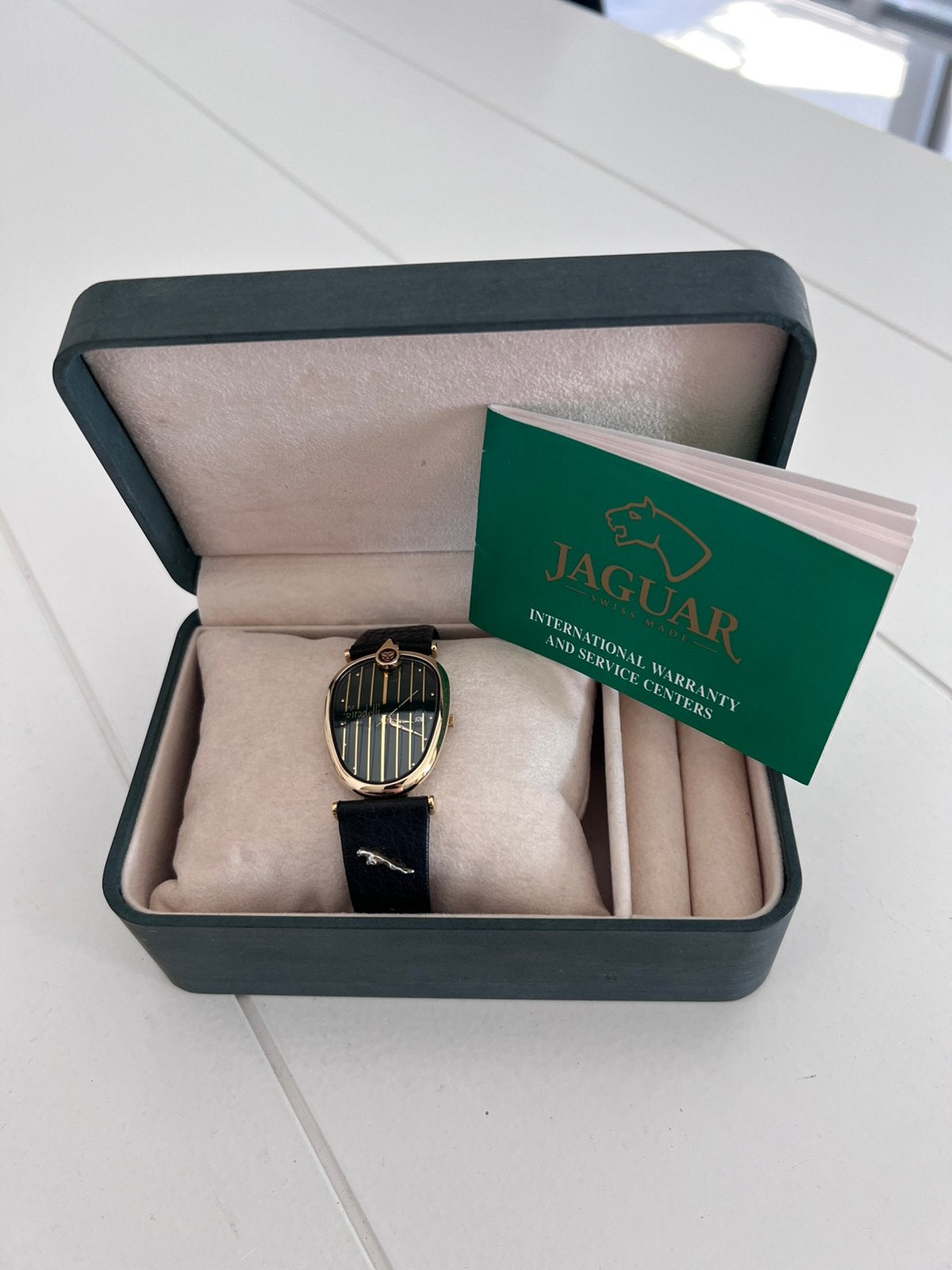 Jaguar Horloge, origineel, leder, vintage incl bewaarbox, Ophalen of Verzenden, Zo goed als nieuw, Leer, Overige merken