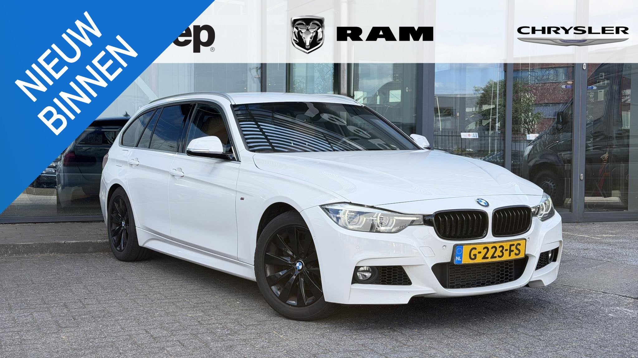 BMW 3-serie Touring 318i M Sport Corporate Lease Nieuwe turb, Auto's, Gebruikt, Euro 6, 1465 kg, Wit
