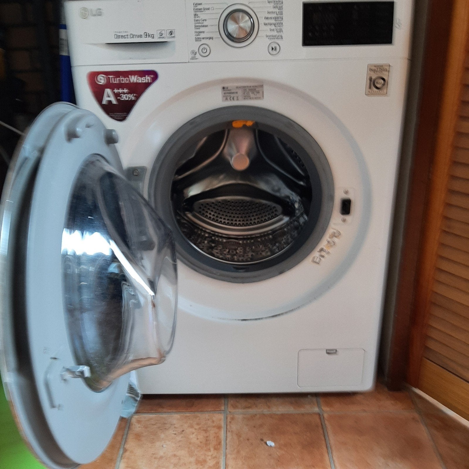 LG Inverter Direct Drive 9kg Wasmachine A+++ -30% TurboWash, Ophalen, 1200 tot 1600 toeren, Gebruikt, Energieklasse A of zuiniger