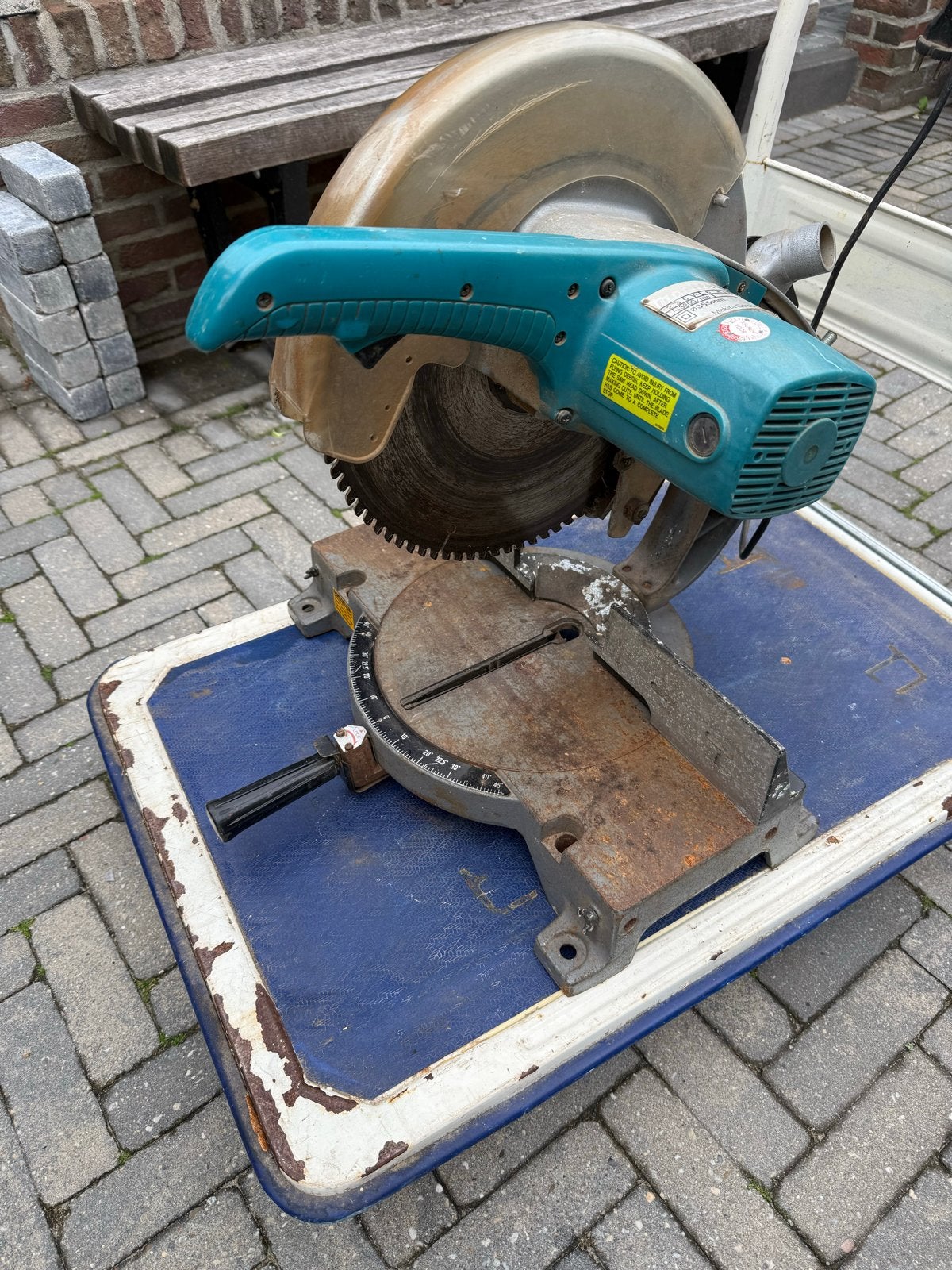 Makita LS1440 Afkortzaag - Oud maar werkt nog!, Doe-het-zelf en Verbouw, Gereedschap | Zaagmachines, Ophalen, Gebruikt, 70 mm of meer