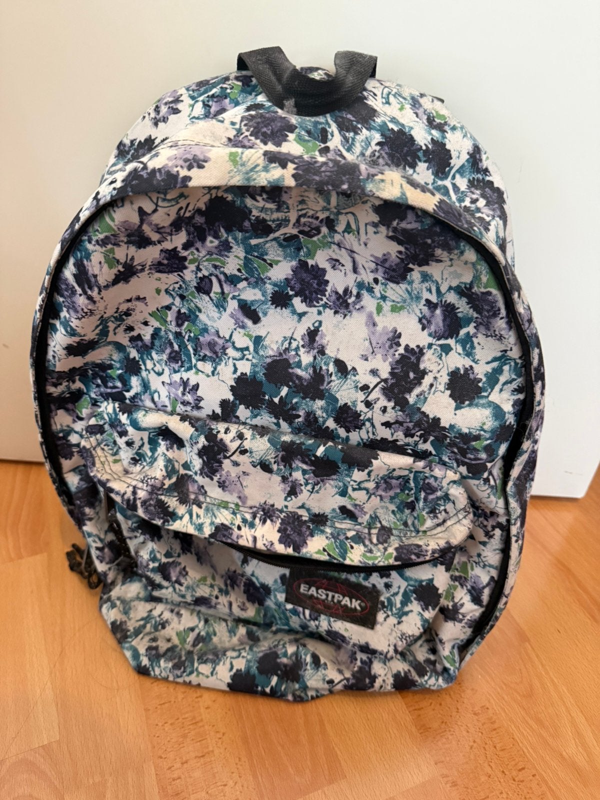 Rugzak Eastpak wit/paars/blauw, Ophalen of Verzenden, Gebruikt, Eastpak, 30 tot 45 cm