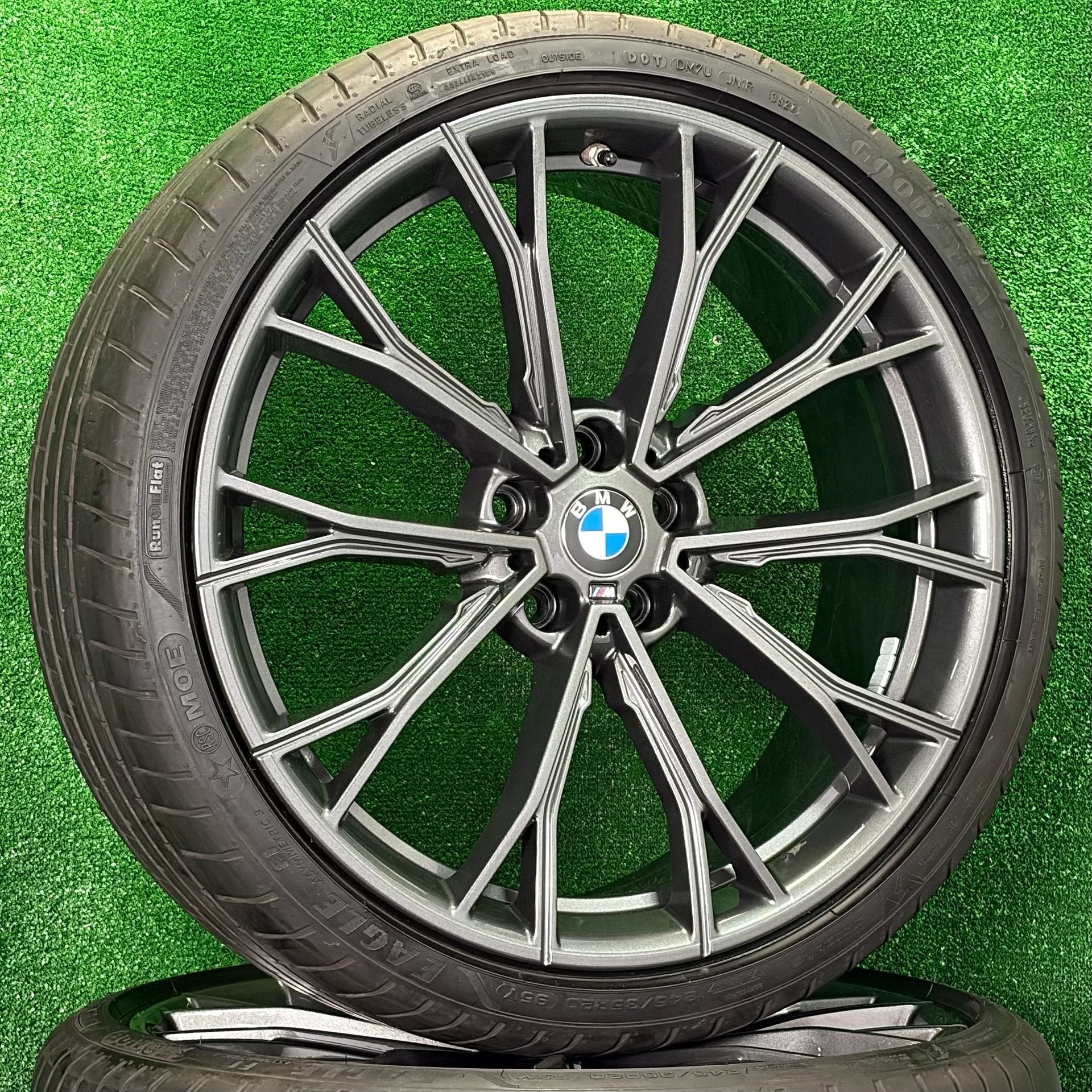 Originele 20 inch BMW 669M velgen met banden 5-serie g30 g31, -, -, Banden en Velgen, Ophalen of Verzenden