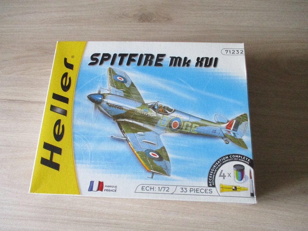 Heller spitfire Mk XVI, Hobby en Vrije tijd, Modelbouw | Vliegtuigen en Helikopters, 1:72 tot 1:144, Ophalen of Verzenden, Zo goed als nieuw