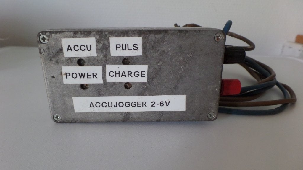 Onderhoudslader, ELEKTOR, 2-6 volt-(#9099), Ophalen of Verzenden
