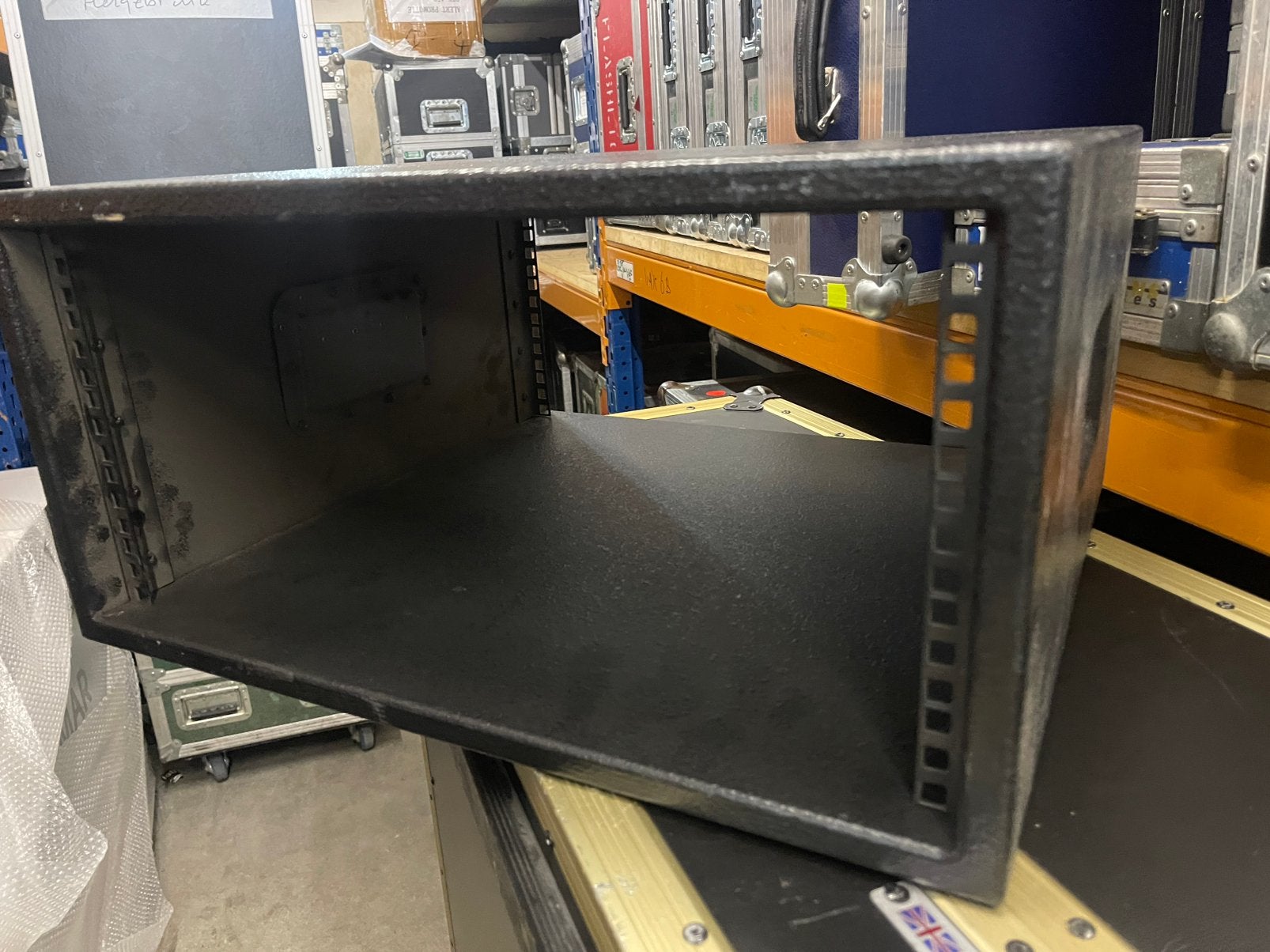 TECHNOCASE Binnenrack 19Inch 5He 44cm Tussen Railsen TOP, Ophalen, Zo goed als nieuw, Overige instrumenten, Flightcase
