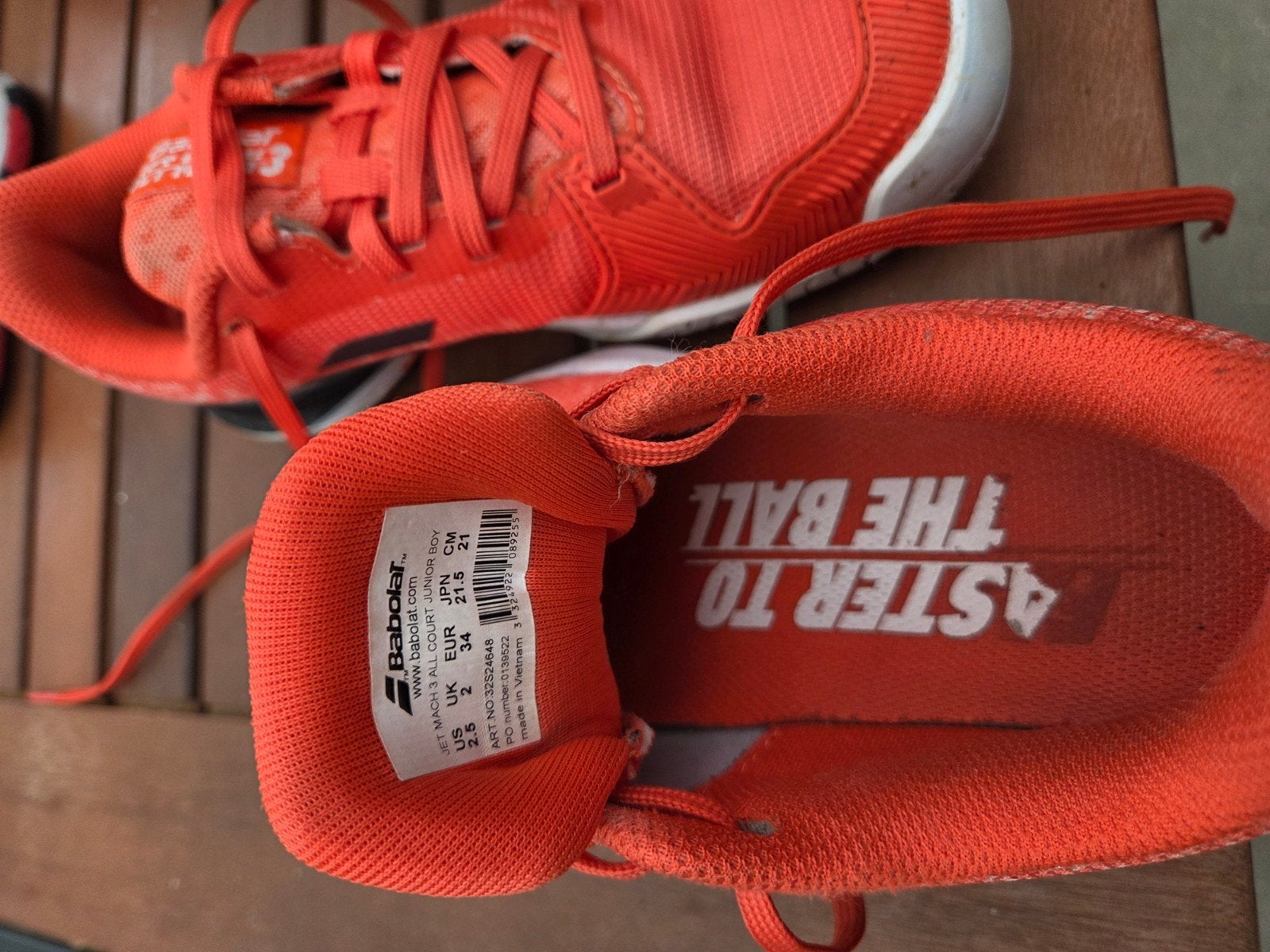 Foto 4 van Babolat Jet Mach 3 Tennisschoenen - Maat 34