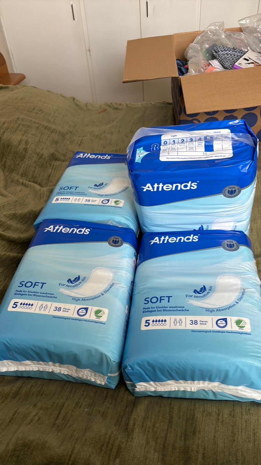 Gratis afhalen attends inleggers voor incontinentie, Ophalen, Nieuw