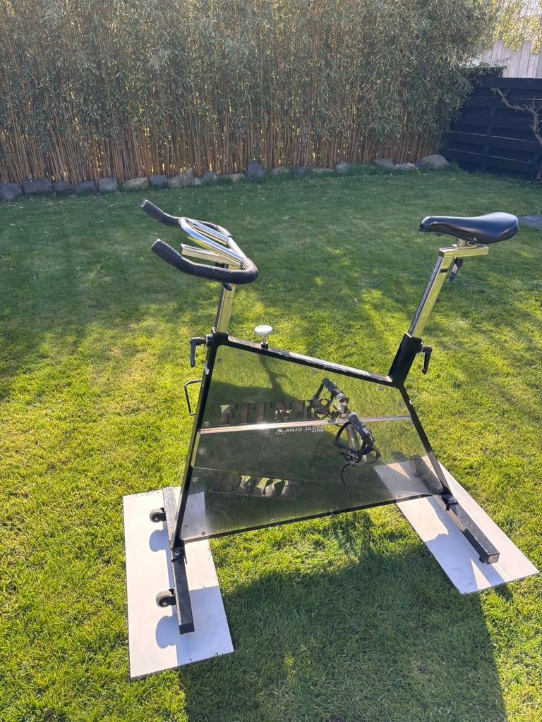 Spinfiets, Sport en Fitness, Ophalen, Gebruikt, Spinningfiets, Metaal
