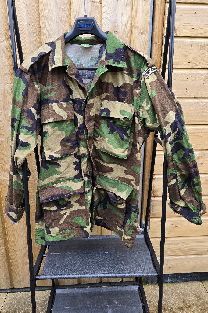 Militaire jas korps mariniers. Maat M., Verzamelen, Militaria | Algemeen, Ophalen of Verzenden, Marine, Nederland, Kleding of Schoenen