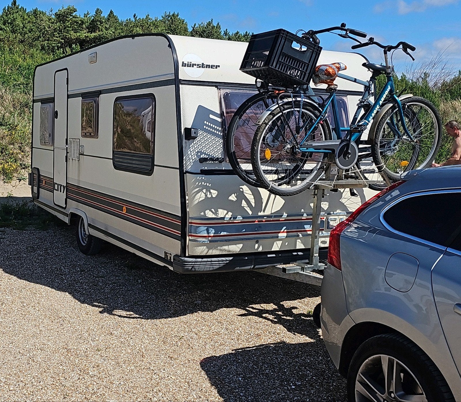Burstner Caravan 8p. met voortent, slaapcabine en luifel, Particulier