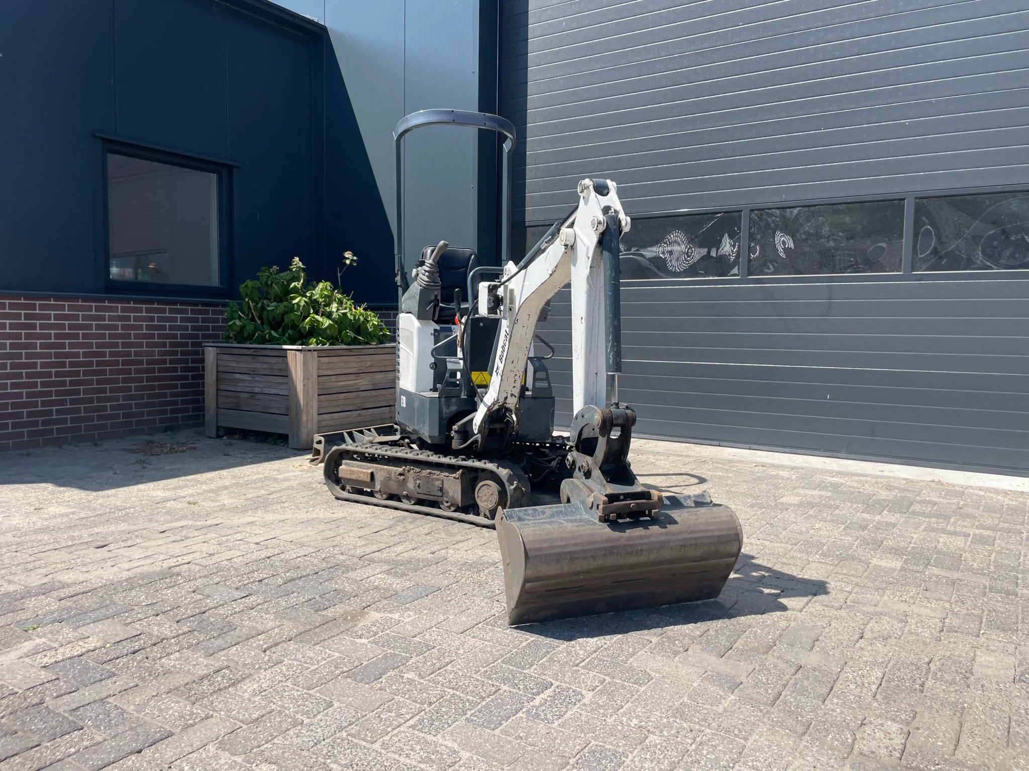 Bobcat E10 Minigraver - mini graafmachine - Kubota Takeuchi, Graafmachine