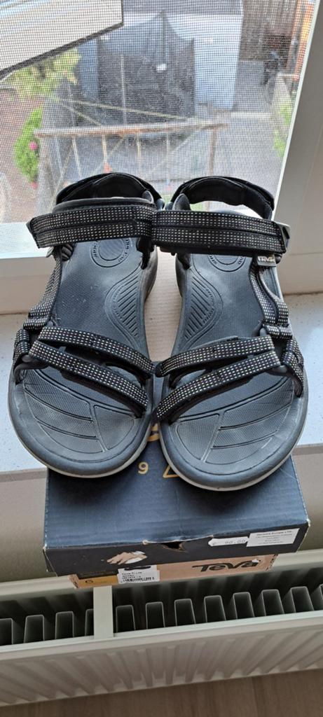 Teva terra lite sandalen maat 37, Ophalen of Verzenden, Zo goed als nieuw