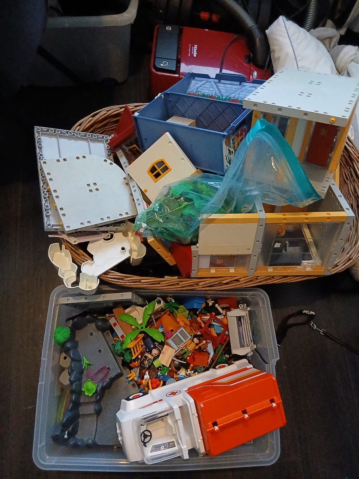 Grote partij Playmobil met gebouwen, voertuigen en figuren, Ophalen, Gebruikt, Complete set, Gebouw