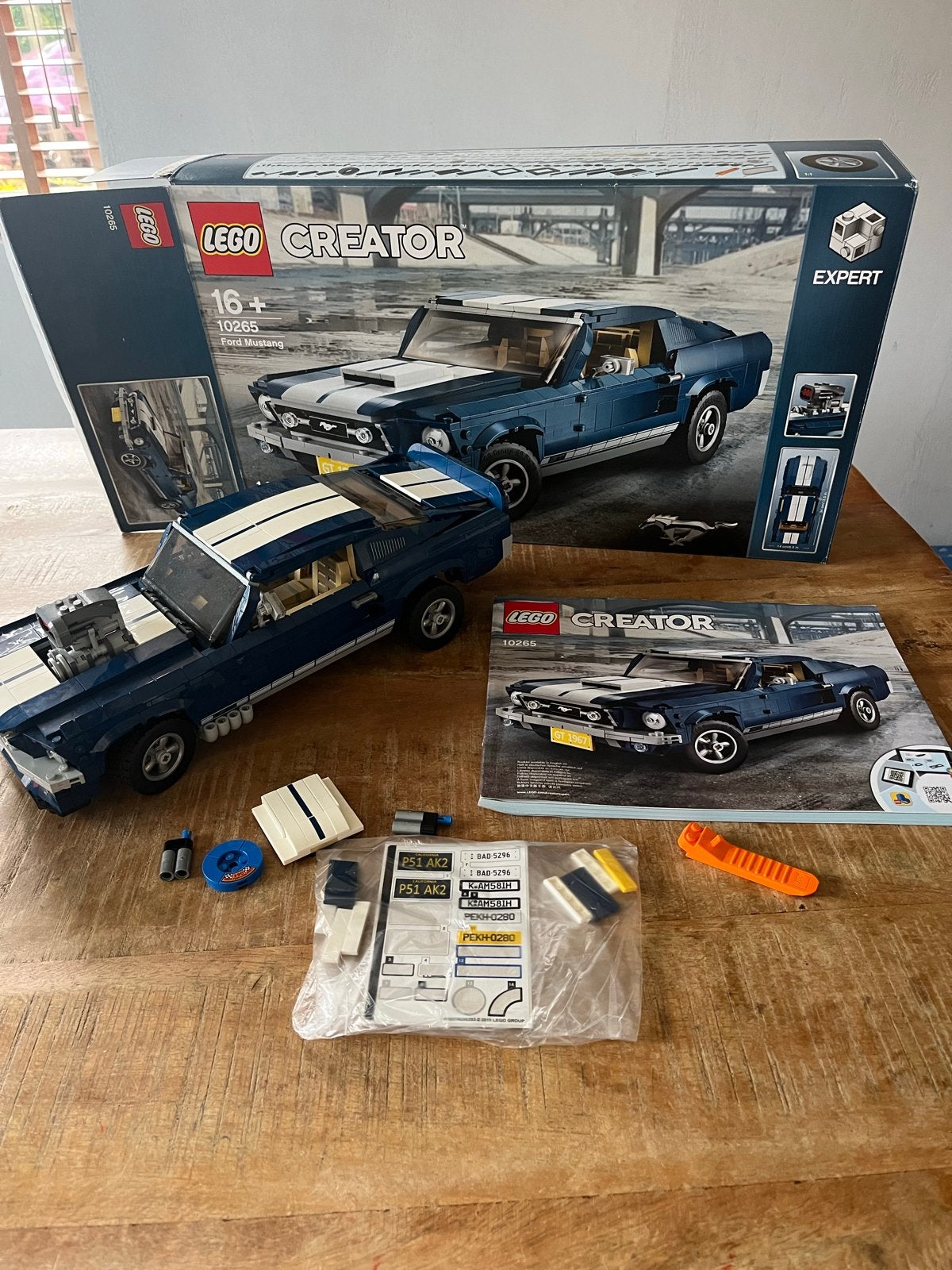Lego Creator Expert 10265 Ford Mustang - Zo goed als nieuw, Kinderen en Baby's, Speelgoed | Duplo en Lego, Ophalen of Verzenden