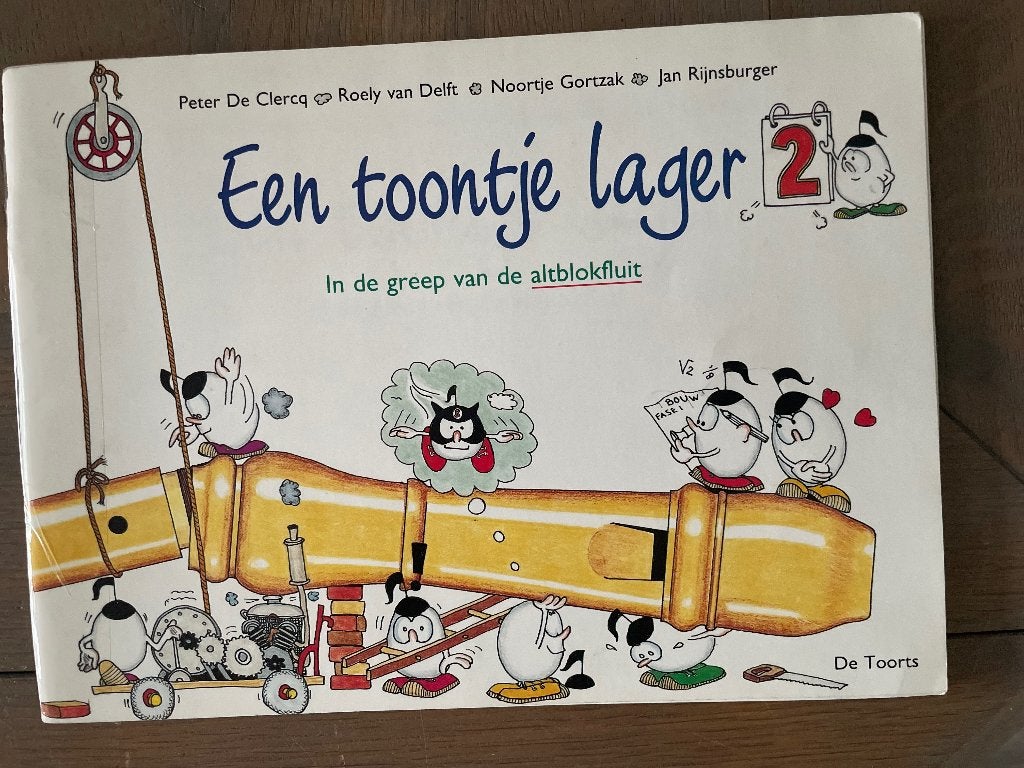 Een toontje lager, deel 2 - Altblokfluit lesboek, Gebruikt, Klassiek, Ophalen of Verzenden, Artiest of Componist