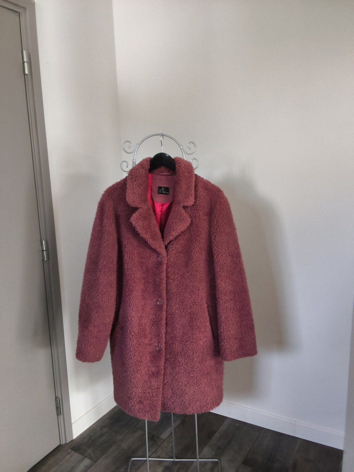 Roze teddy jas - Zo goed als nieuw, Kleding | Dames, Maat 38/40 (M), Verzenden, Roze, Onbekend