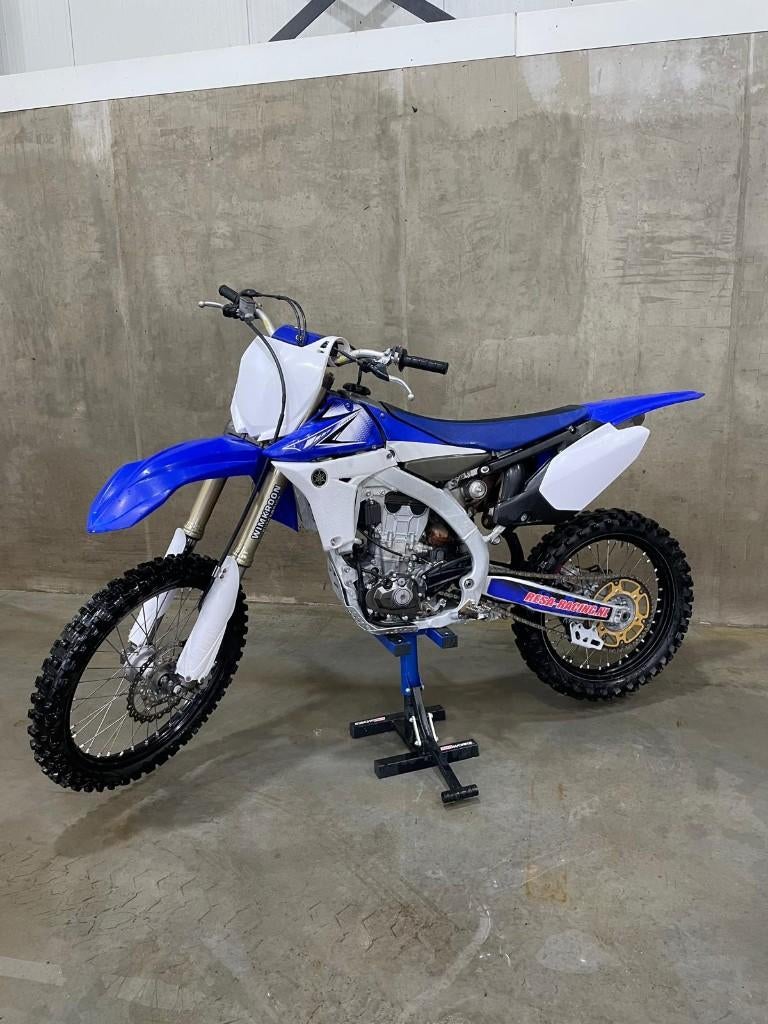 Yamaha YZ450F – sterke 450cc viertakt – nette staat, Fietsen en Brommers, Brommers | Crossbrommers, Gebruikt, Yamaha, 5 versnellingen