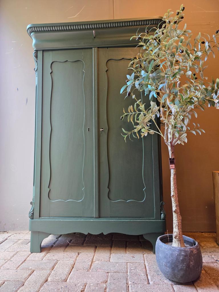Groene biedermeier meidenkast kledingkast bezorgen  mog, Ophalen of Verzenden