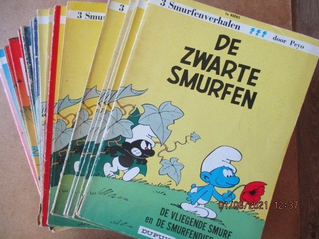 adv3977 de smurfen album reeks, Eén stripboek, Ophalen, Gelezen