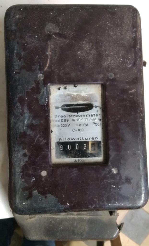 analoge kWh meters, Ophalen of Verzenden, Zo goed als nieuw