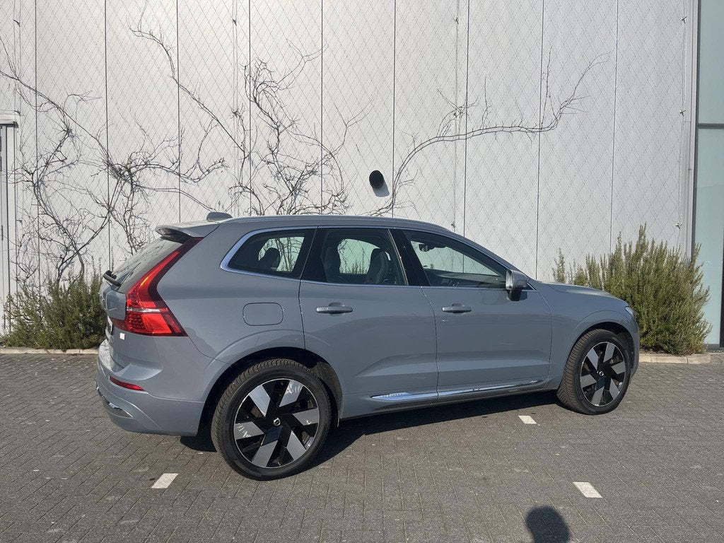 Volvo XC60 Plug-in Hybrid T8 AWD Ultimate Bright | Long Rang, Auto's, 12 maanden, Gebruikt, Euro 6, 4 cilinders