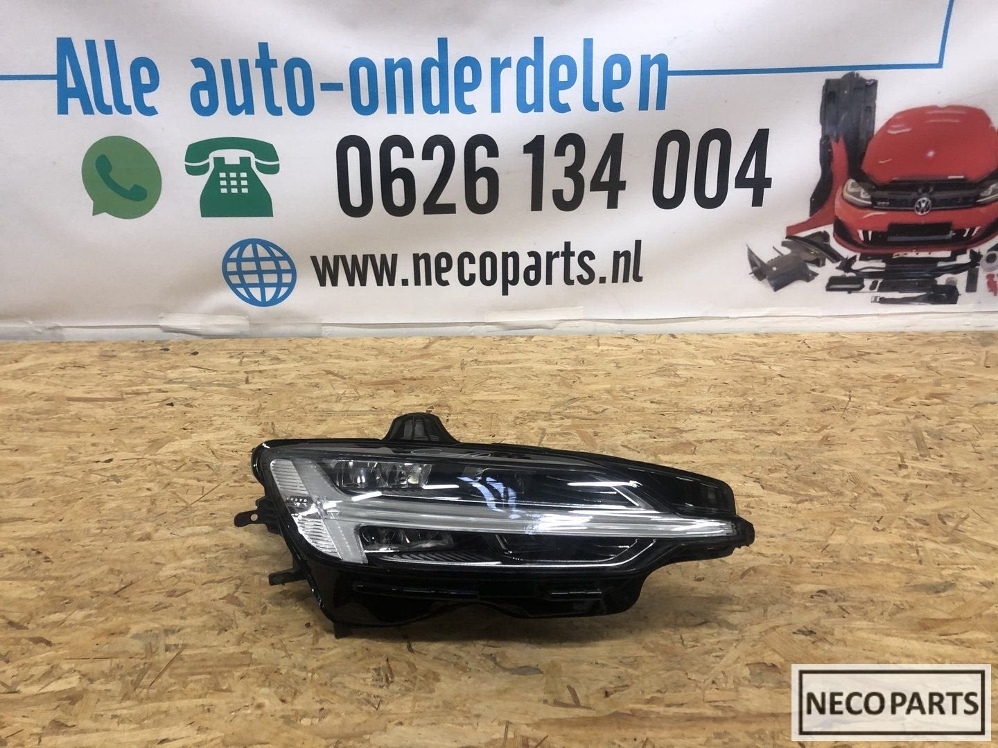 VOLVO V60 S60 VOL LED KOPLAMP RECHTS 32228810 COMPLEET, Gebruikt, -, -, Ophalen of Verzenden