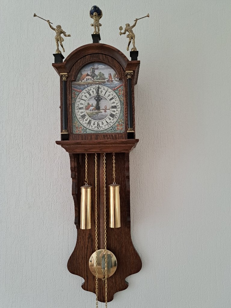 Friese staartklok, Ophalen