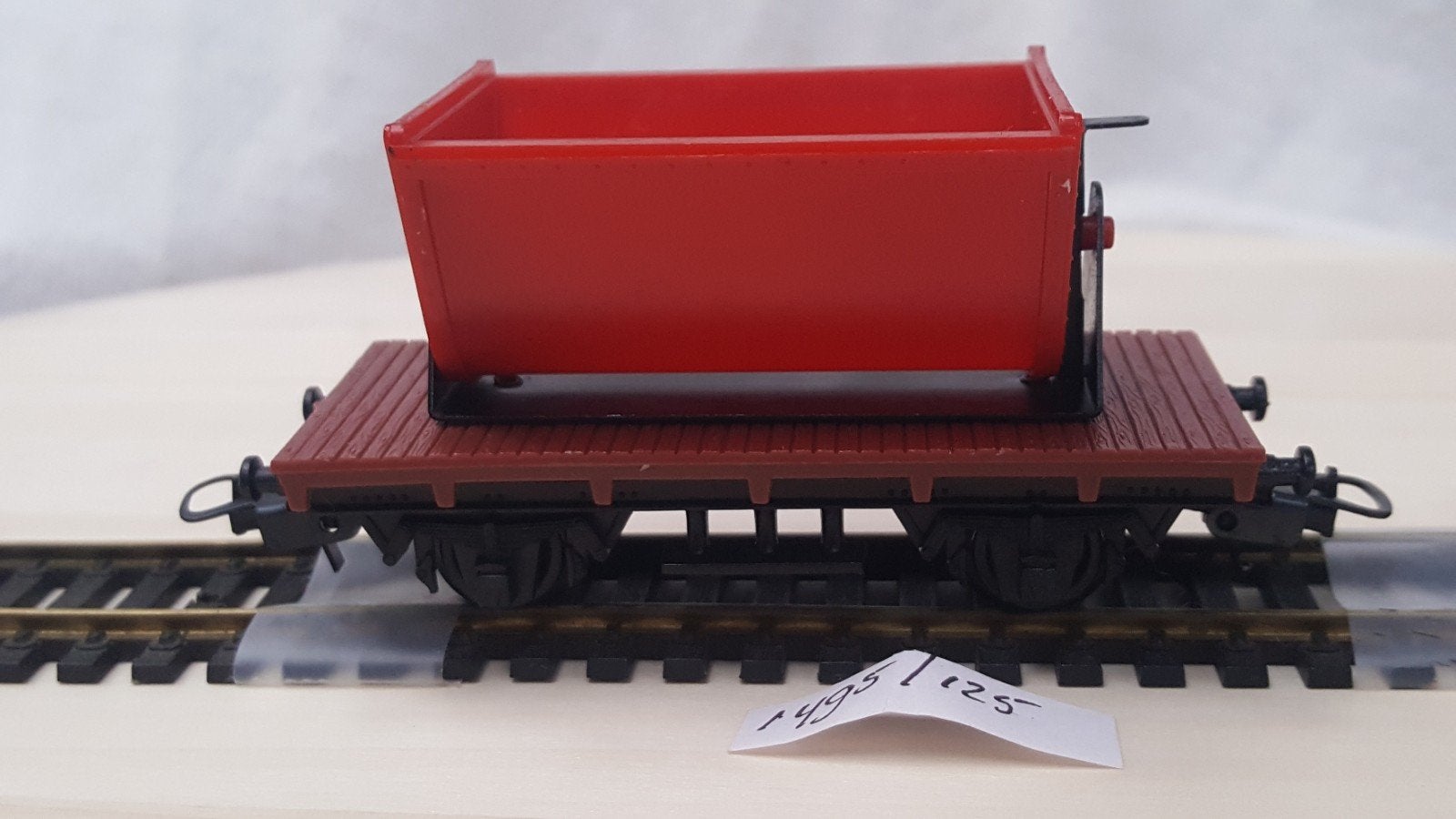 Lima HO 2005 Goederenwagen: kiepwagen met palwerk 1967, Hobby en Vrije tijd, Modeltreinen | H0, Gelijkstroom, Wagon, Ophalen of Verzenden