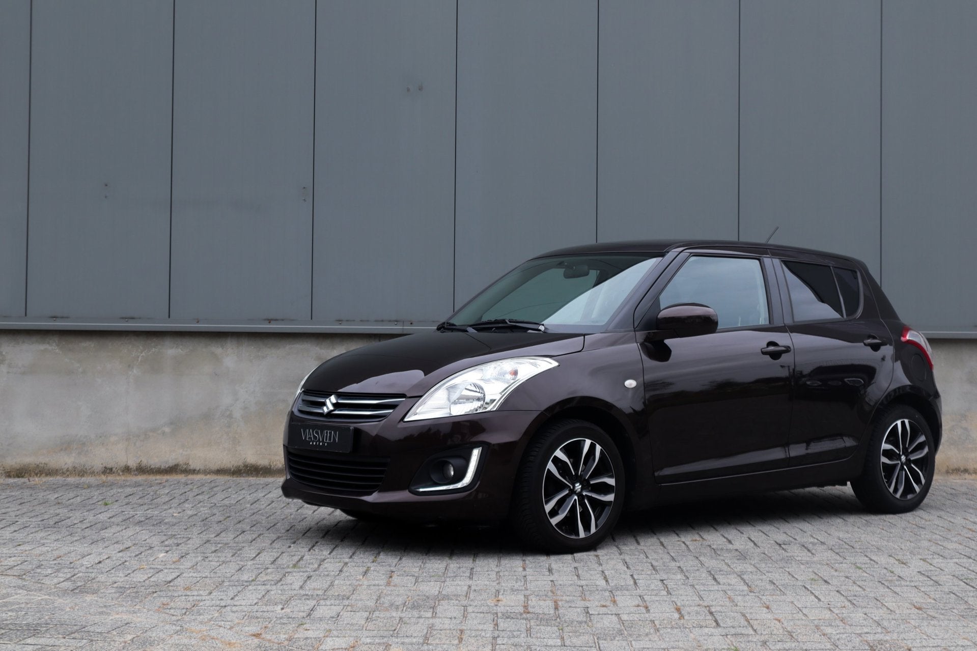 Suzuki Swift 1.2 Bison brown! Luxe uitvoering!, Auto's, Suzuki, Voorwielaandrijving, 94 pk, Gebruikt, 4 cilinders