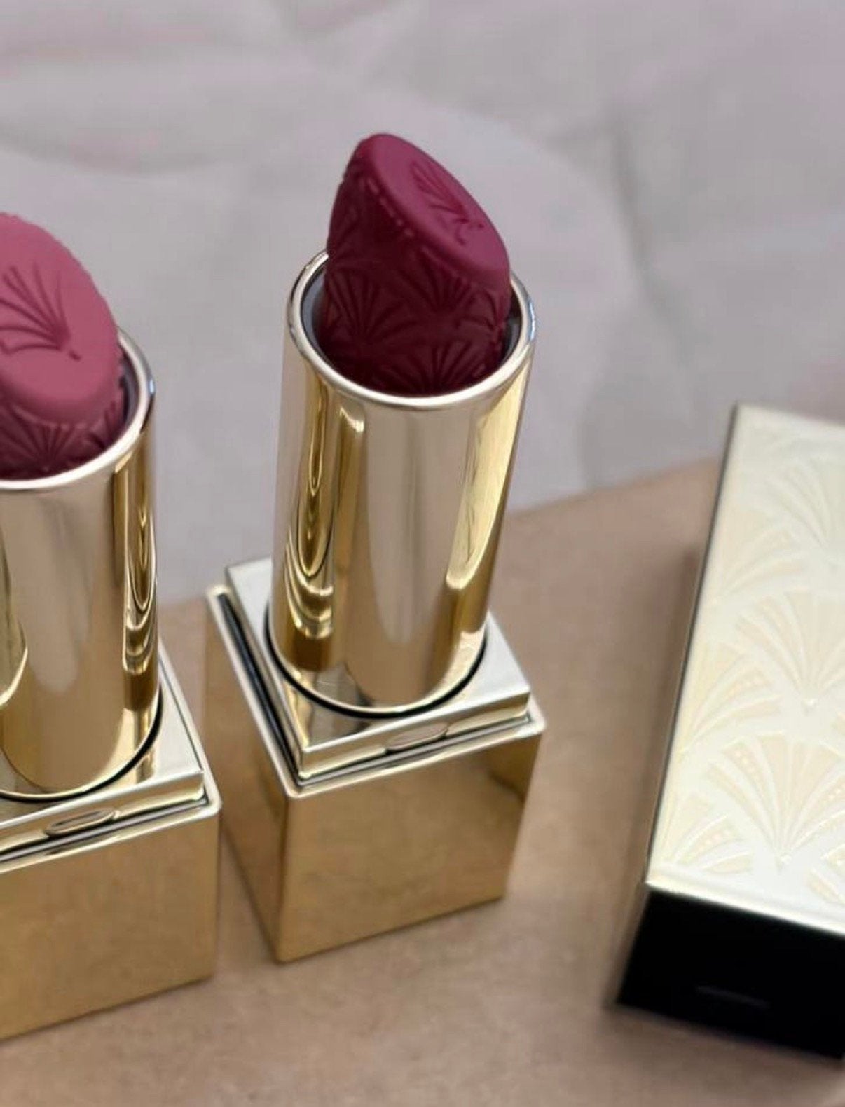 Estée Lauder lipstick setje van 2 nieuw! LE! Inc. verzenden, Lippen, Verzenden, Nieuw, Make-up