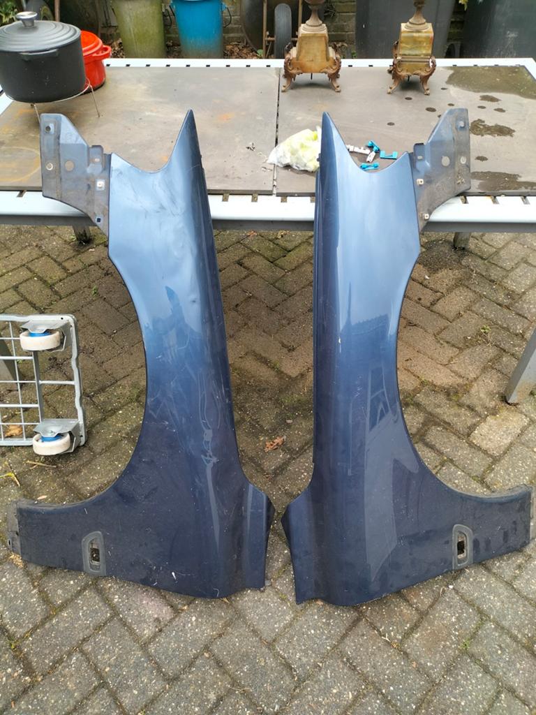 Volvo s60 spatboard links en rechts., Auto-onderdelen, Ophalen, Voor, Volvo, Spatbord