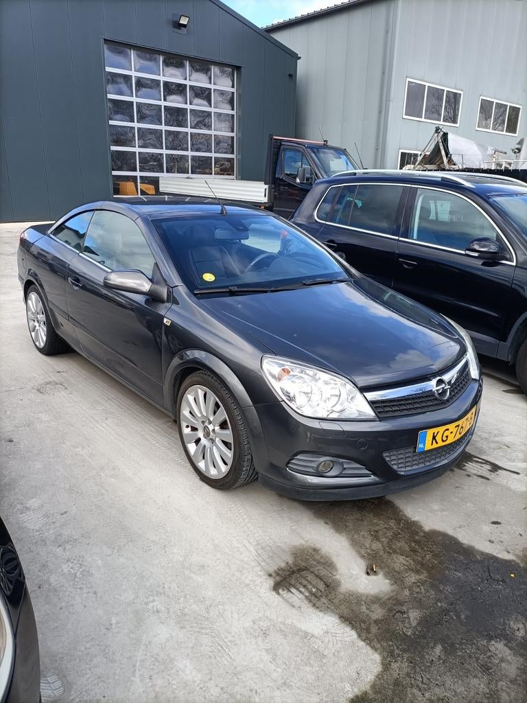 Opel Astra  Twintop 1.8-16V 140pk 2009 Grijs, Ophalen, Opel
