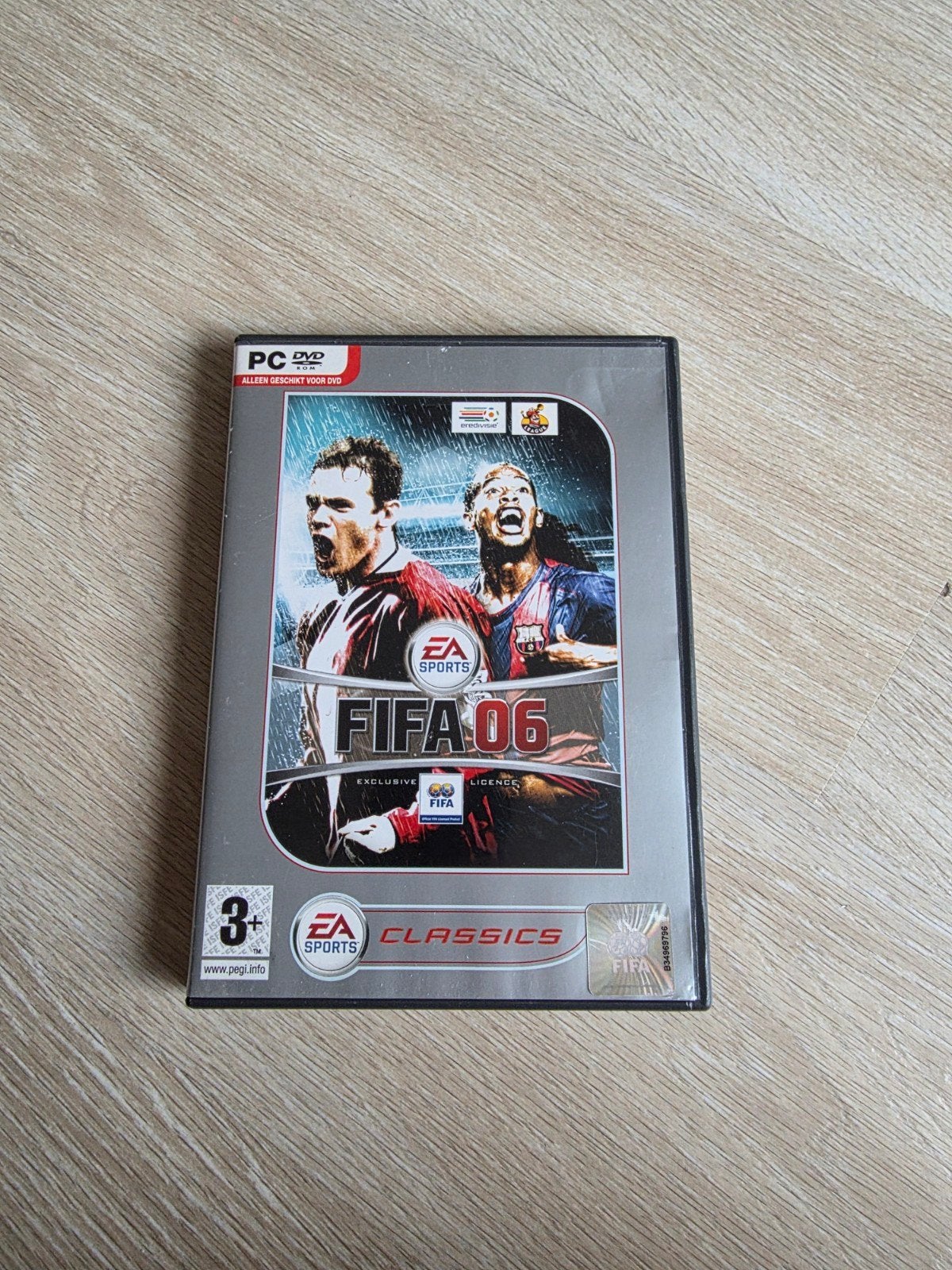 FIFA 06 PC DVD - Klassieke Voetbalsimulatie, Gebruikt, 1 speler, Ophalen of Verzenden, Vanaf 3 jaar