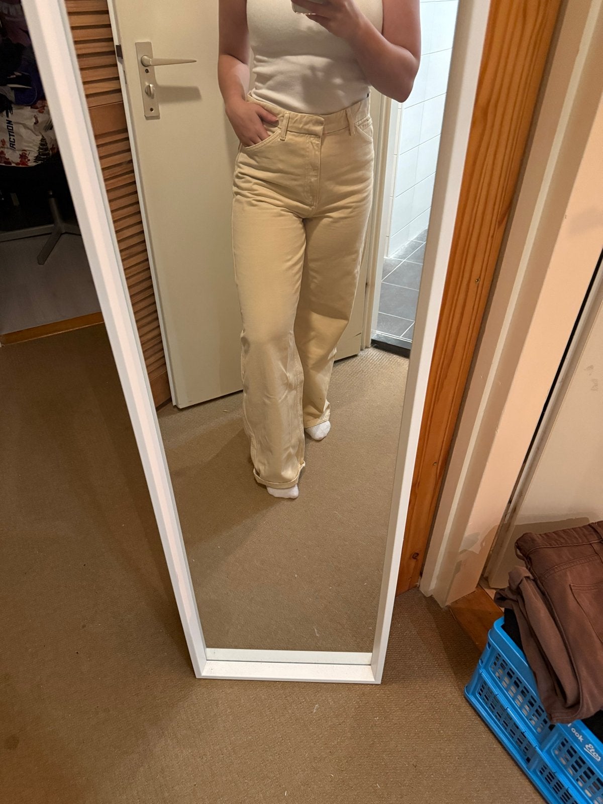 Mango Crèmekleurige wideleg Jeans Maat 36, Beige, Ophalen of Verzenden, Zo goed als nieuw, Maat 36 (S)