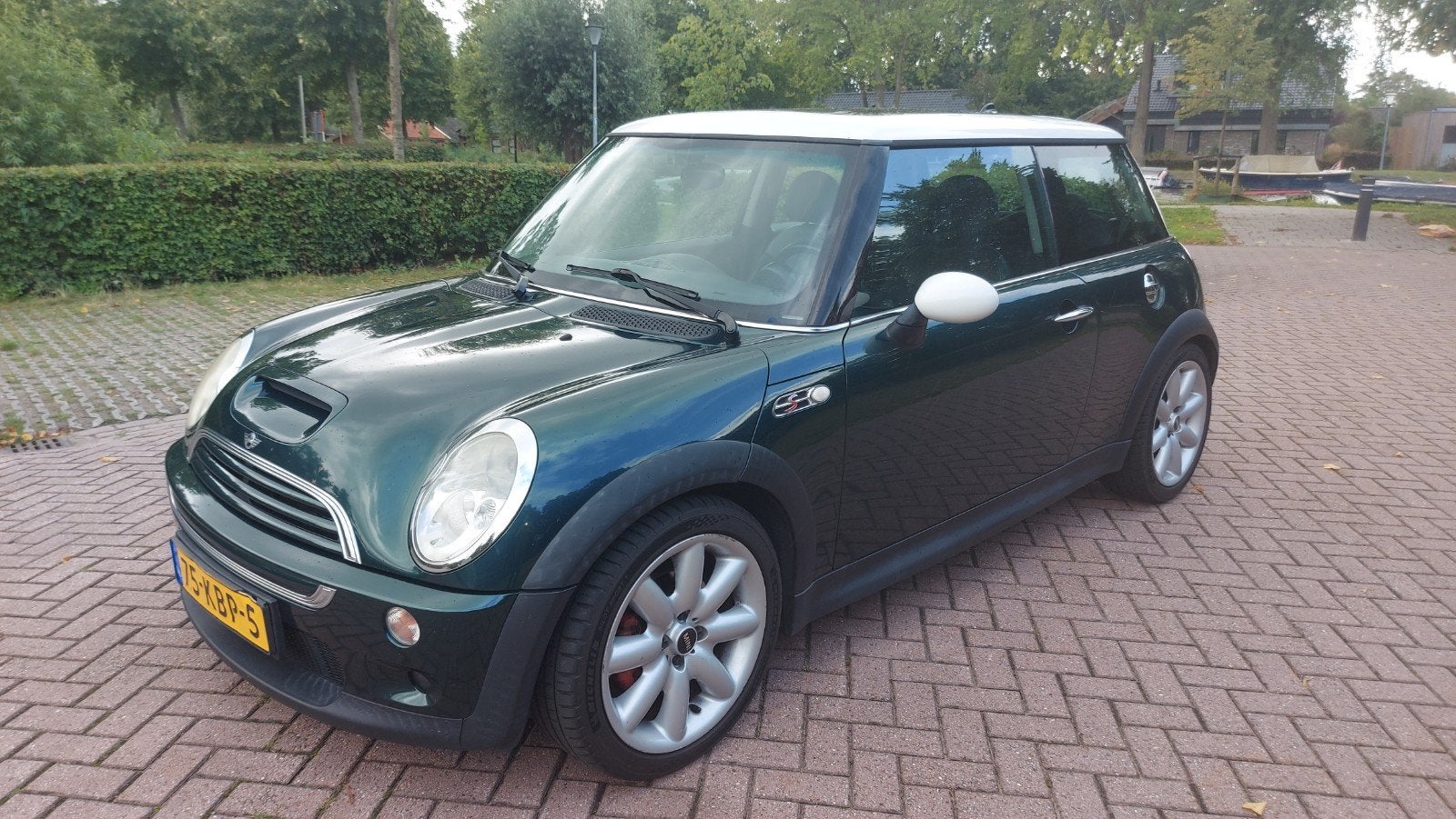 Mini 1.6 16V Cooper S 2003 British race green, Voorwielaandrijving, Zwart, 4 cilinders, 4 stoelen