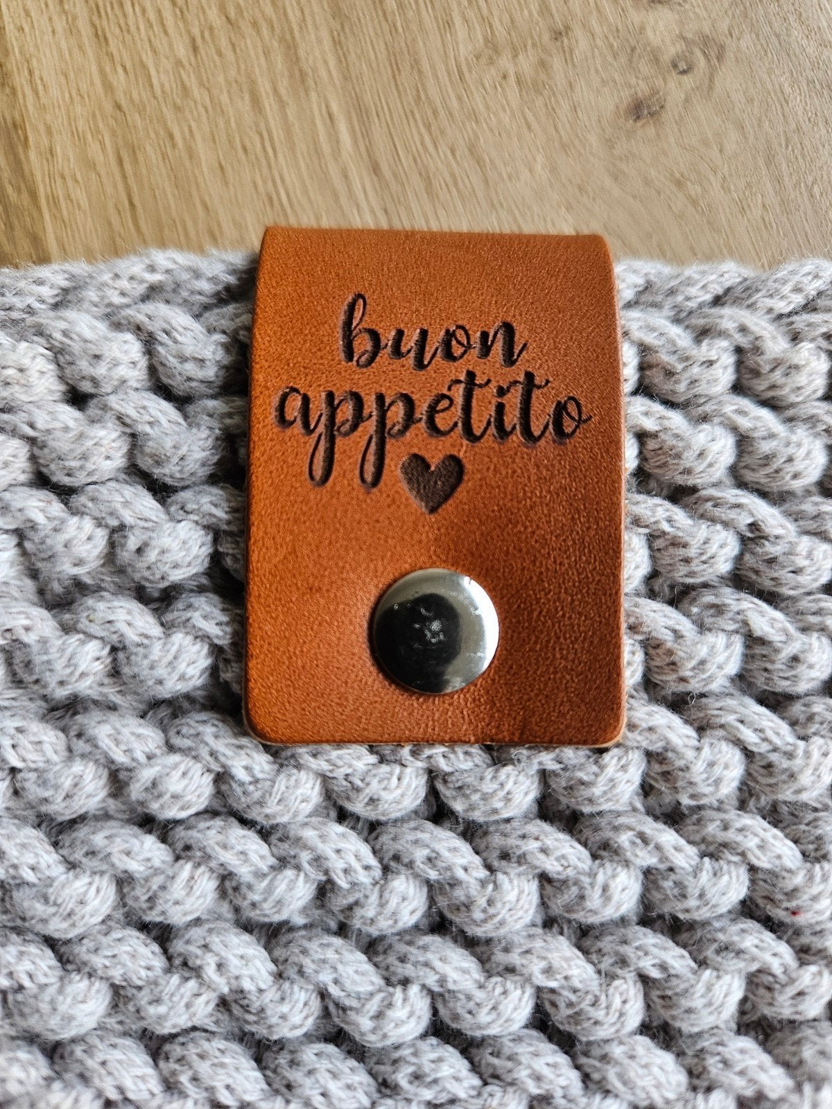 Set van 4 handgebreide placemats met leren label, Beige, Nieuw, Ophalen of Verzenden, Natuurlijk materiaal