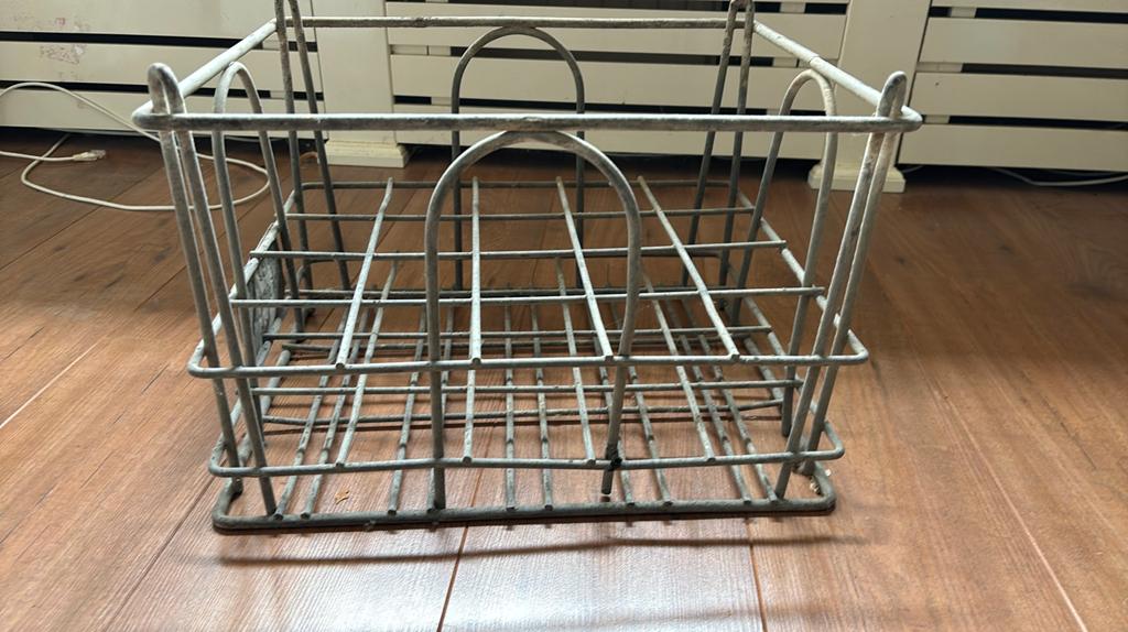 Vintage krat voor flessenmelk, Overige materialen, Minder dan 50 cm, Gebruikt, 50 tot 100 cm