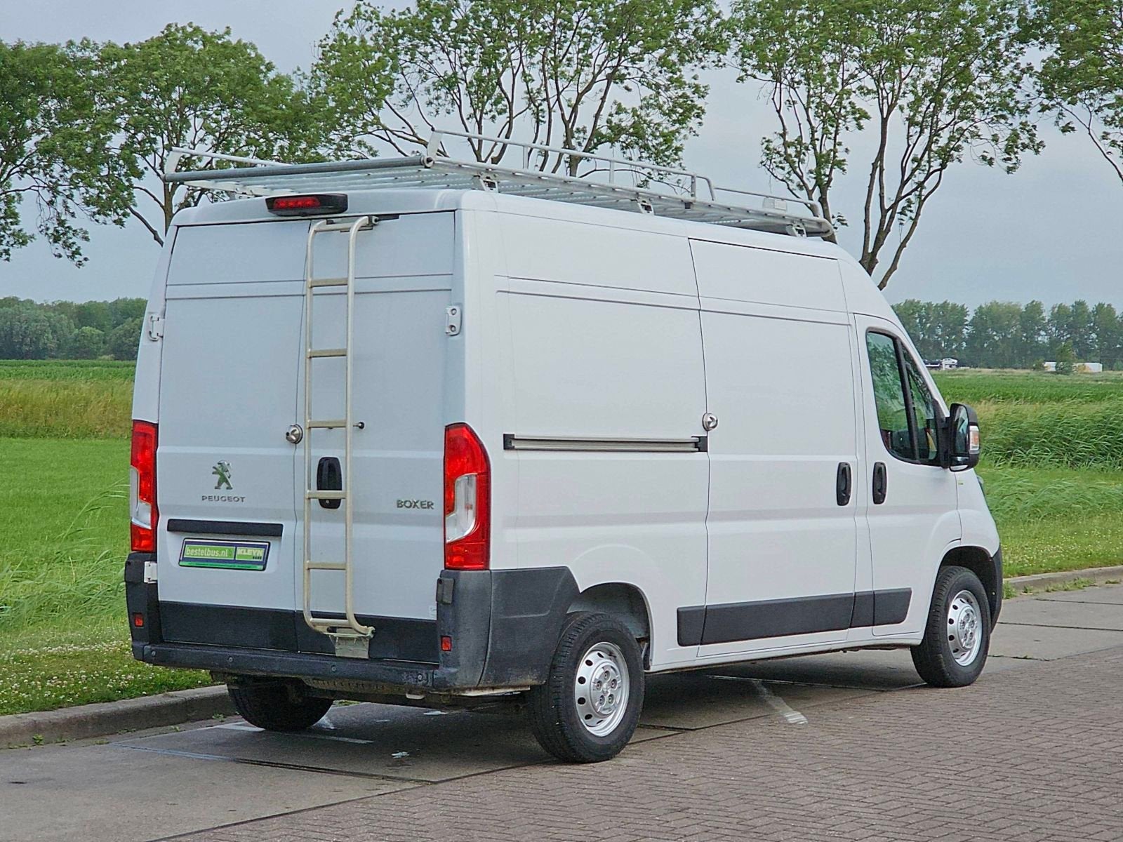 PEUGEOT BOXER 2.2 l2h2 imperiaal navi, Gebruikt, Euro 6, Wit, Bedrijf