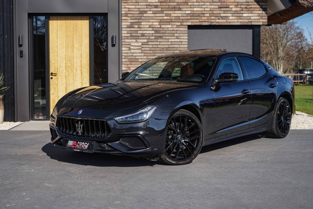 Maserati Ghibli 2.0 MHEV GranSport GT 330PK Pano/B&W/21"/Spo, Auto's, Automaat, Gebruikt, 4 cilinders, Met garantie (alle)