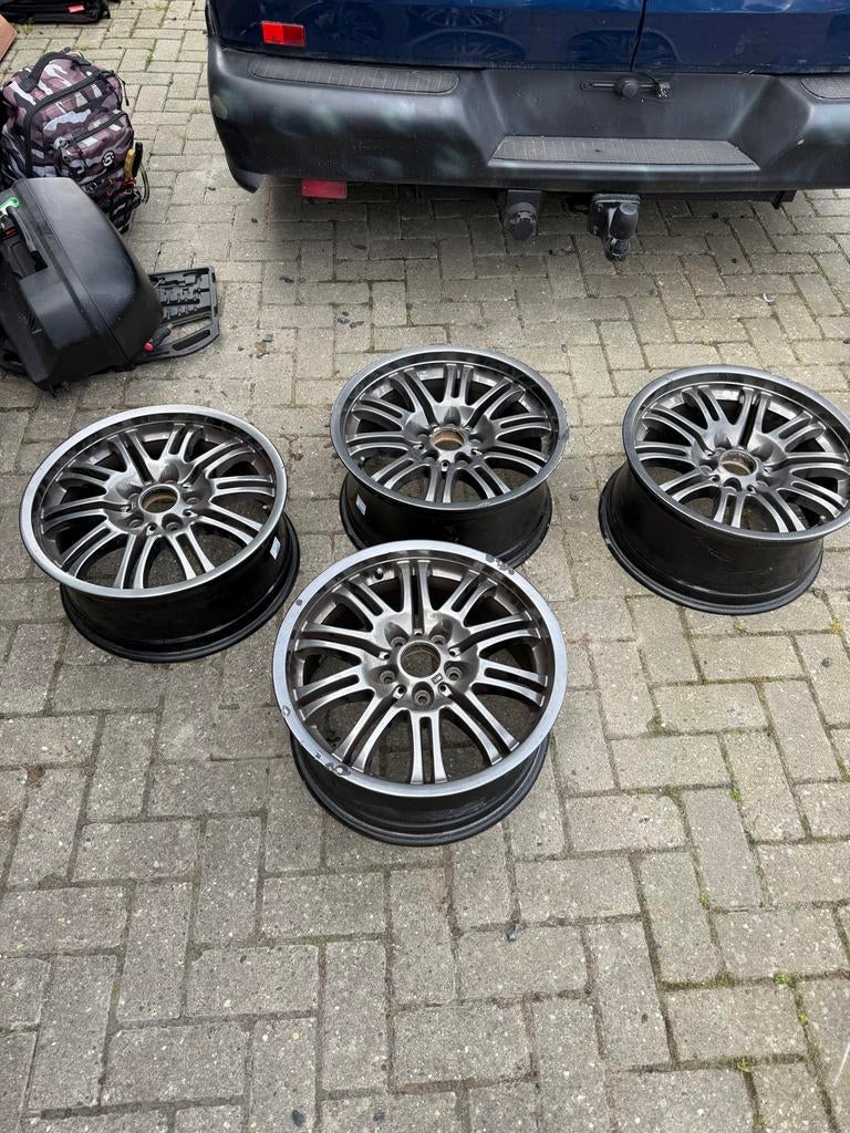 Mooie BMW M3 Velgen met Schade - Opknapper, Ophalen, Gebruikt, Zomerbanden, Velg(en)