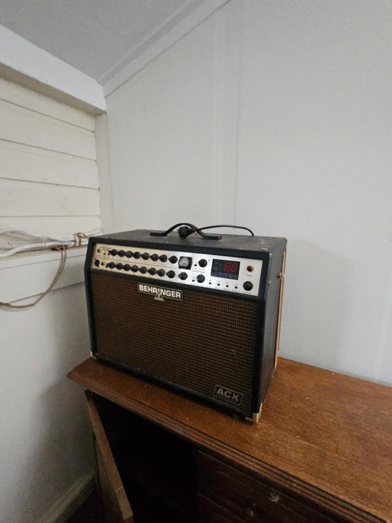 Behringer ACX Akoestische Gitaarversterker, Muziek en Instrumenten, Ophalen, Gebruikt, Gitaar, Minder dan 50 watt