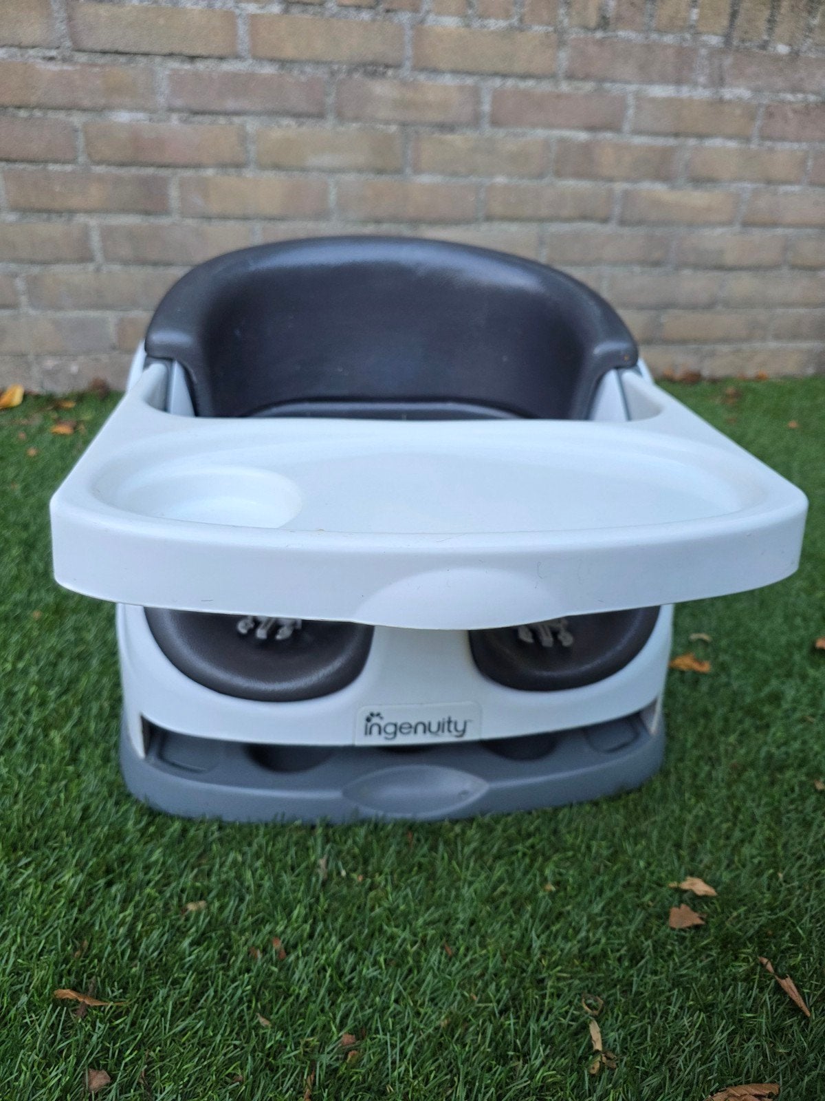 Ingenuity baby base baby stoel met tray, Ophalen, Gebruikt, Overige typen, Afneembaar eetblad